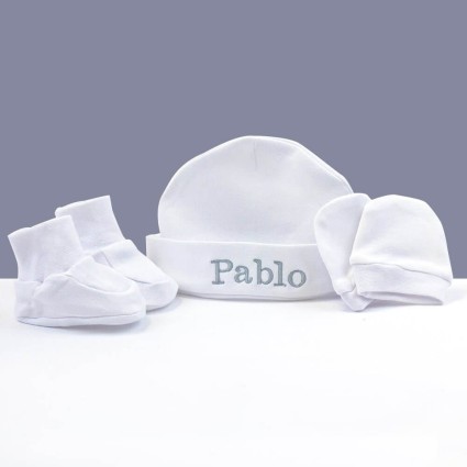 Conjunto patucos manoplas y gorro personalizado rosa 2