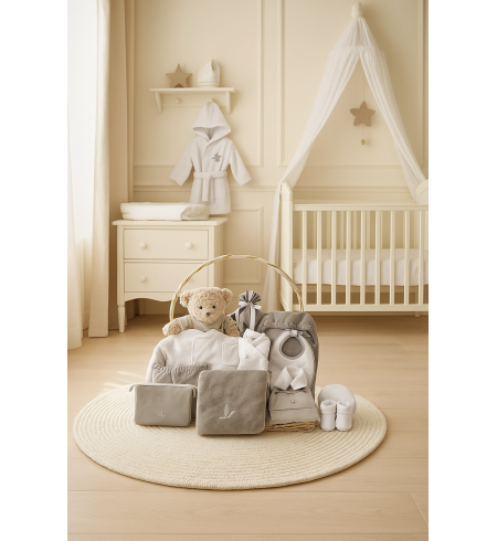 Klassischer Baby-Geschenkkorb Traumhaft | Luxus Geschenk zur Geburt – Bebedeparis.com