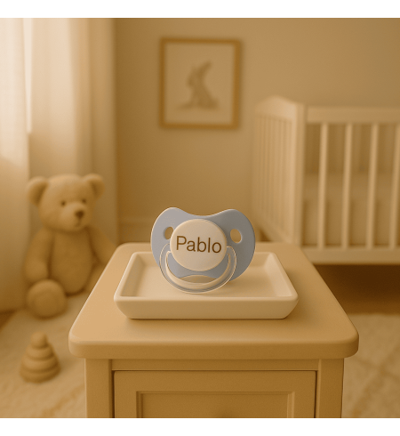 2 personalisierte Schnuller mit Babynamen