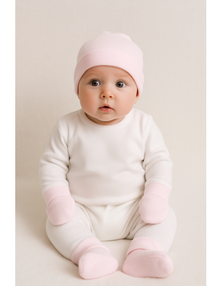 Set aus Mütze + Fäustlingen + Babysöckchen und Schnuller mit Babynamen