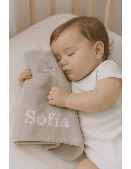 Personalisierte Geburtsbox Düsseldorf| Exklusives Firmenbabygeschenk