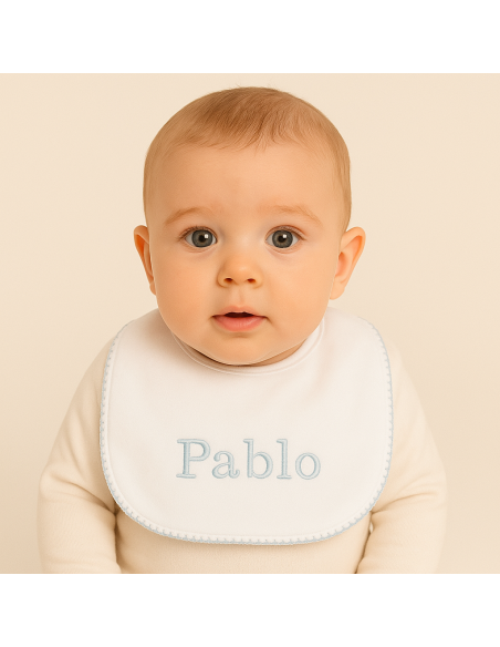 Baby-Geschenkkorb mit Besticktem Lätzchen | Persönliches Geschenk – Bebedeparis.com