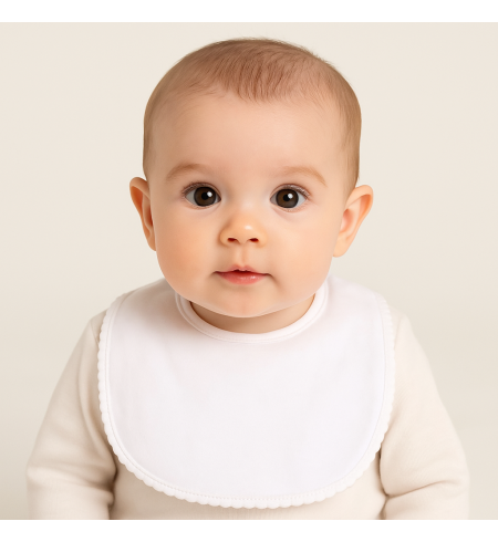 Set aus Babysöckchen, Fäustlingen und personalisierter Mütze mit erstem Kuscheltier, in Premium-Vintage-Box