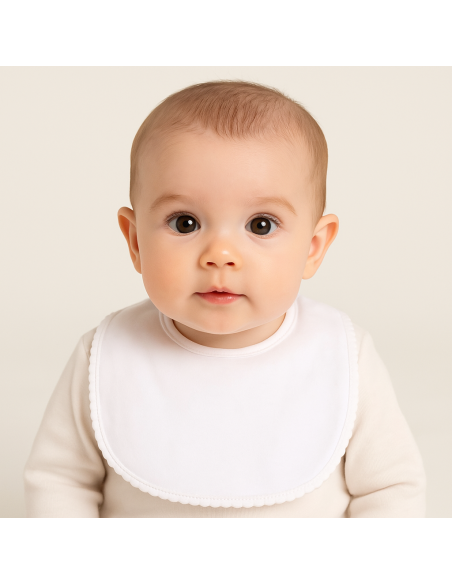 Set aus Babysöckchen, Fäustlingen und personalisierter Mütze mit erstem Kuscheltier, in Premium-Vintage-Box