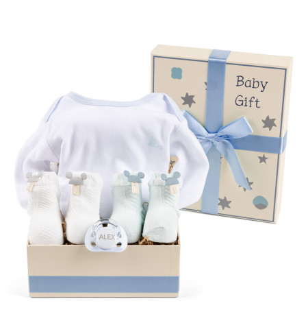 Geschenkbox mit Body, Schnuller & Socken – Praktisches und Persönliches Baby-Set