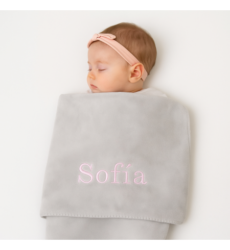 Geschenkbox: personalisierte Decke, Schlafanzug & Body | Perfektes Babygeschenk