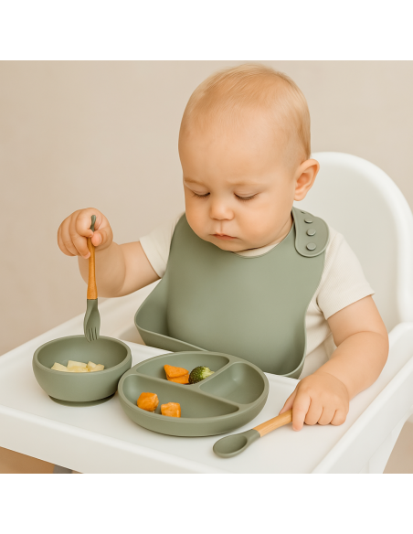 🎁 Windeltorte mit Decke und Kindergeschirr: das perfekte Geschenk für Neugeborene
