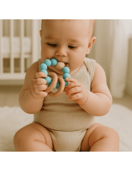 Geschenkbox mit Body, Schnuller, Beißring und Clip – Stilvolles Babyset für Mädchen