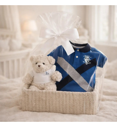 Hackett Babykorb mit Polo & Flagge | Stilvolles Geschenk zur Geburt – Bebedeparis.com