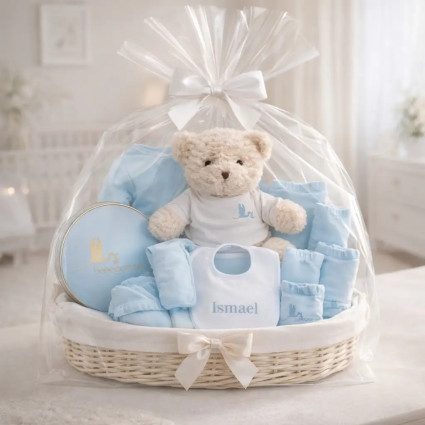 Baby-Geschenkkorb mit Besticktem Lätzchen | Persönliches Geschenk – Bebedeparis.com