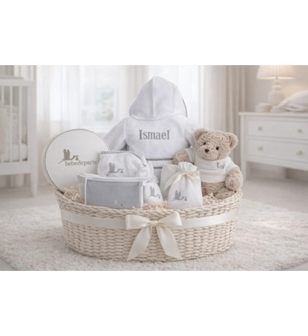 Baby-Geschenkkorb mit Besticktem Bademantel | Persönliches Geschenk – Bebedeparis.com