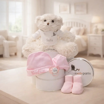 Set aus Mütze + Fäustlingen und personalisierten Babysöckchen + Schnuller mit Babynamen und Teddybär 2