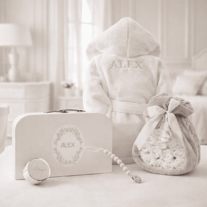 🎁 Windeltorte mit Decke 🍼 | Komplettes und Personalisiertes Geschenk für Neugeborene 2